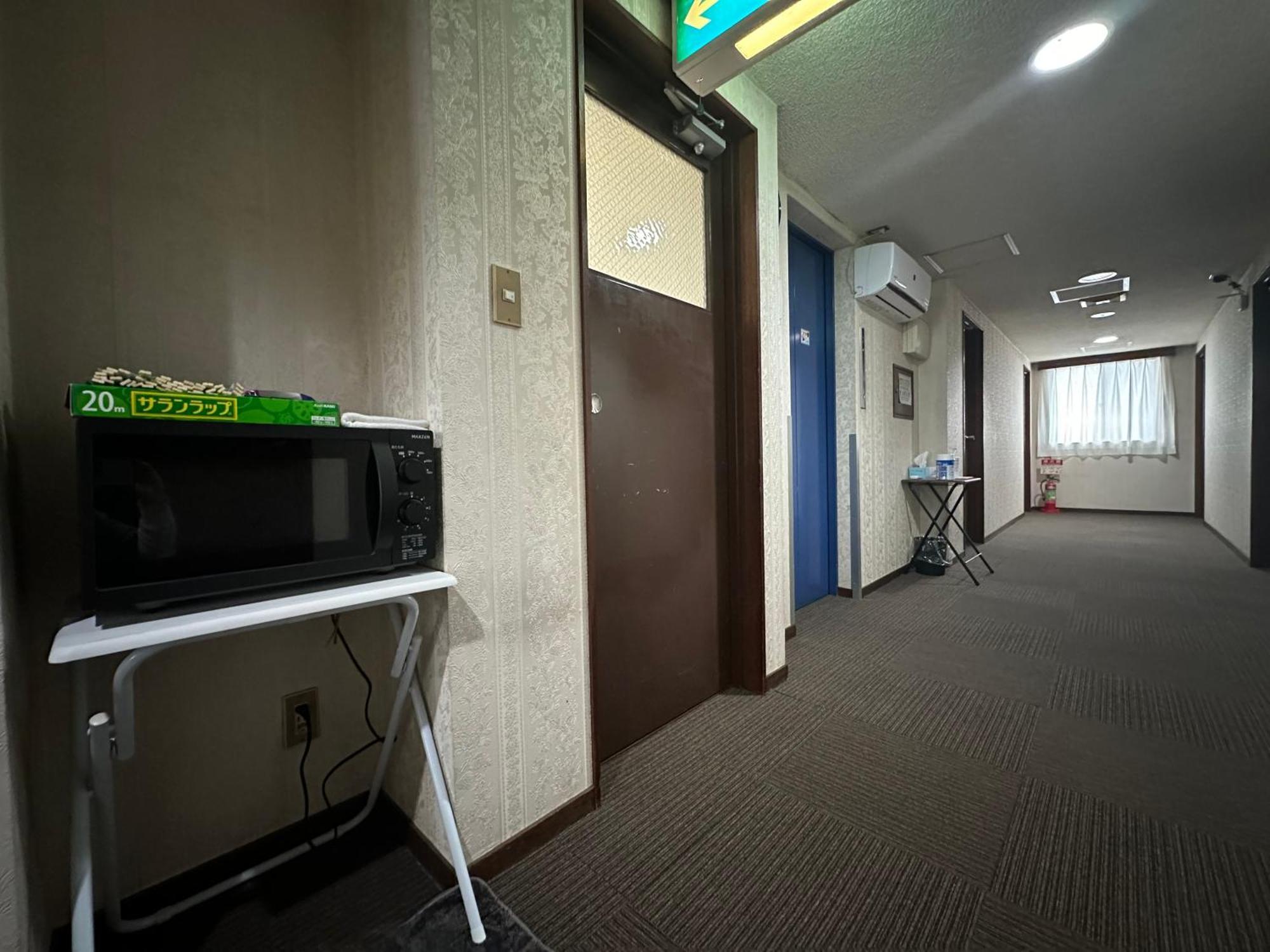 Business Hotel Ishimura Mibu Екстериор снимка
